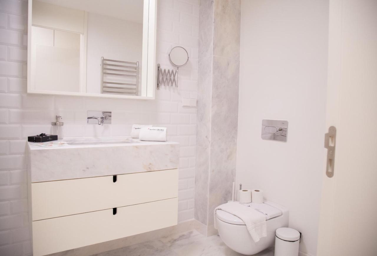 Flh Augusta'S Arch Design Apartment Lisbon Bagian luar foto